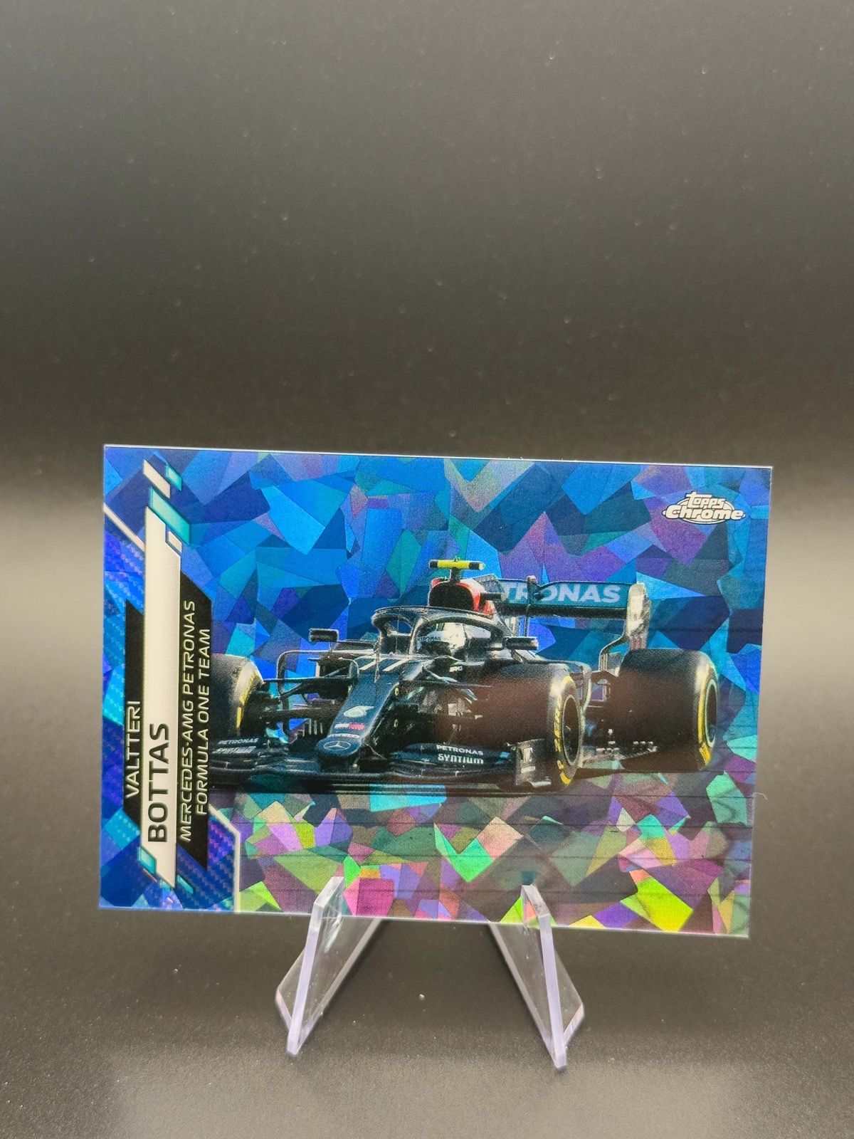 2020 Topps Chrome Sapphire F1 Valtteri Bottas #22 Base Sapphire (car image)